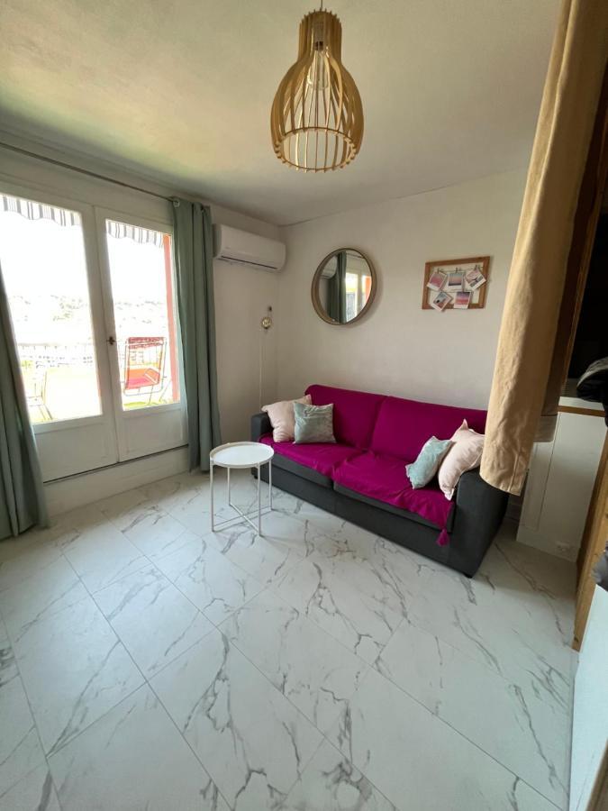 Charmant Studio Pour 3 Personnes Vallauris Dış mekan fotoğraf